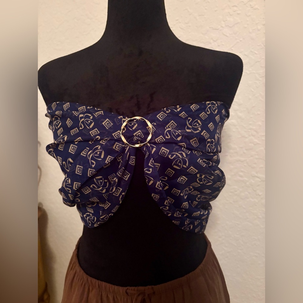 Chic Navy Blue Patterned Scarf - image 3